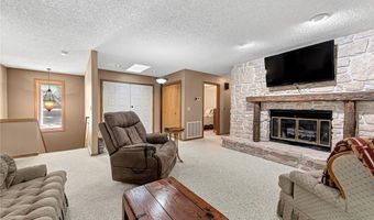 6 Paxton Ln, Bella Vista, AR 72714