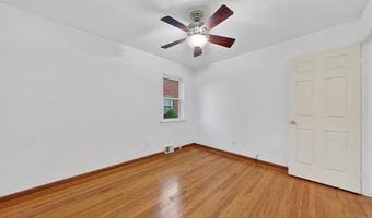 9006 Quandt Ave, Allen Park, MI 48101