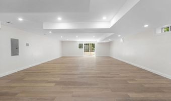 64 Highland Ave A, Attleboro, MA 02703