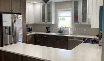 208 Broadmore Cir, Angola, IN 46703