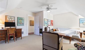 41 Walcott Ave, Jamestown, RI 02835