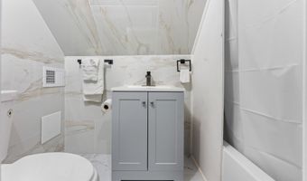 23 OBRIEN Ct 2Nd Floor, Bayonne, NJ 07002
