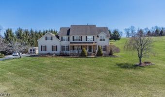 4 GARRY Ln, Andover, NJ 07848