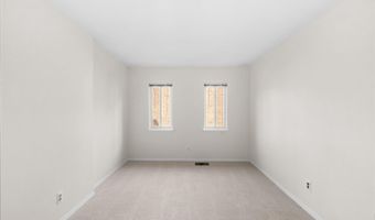 4619 MAYHUNT Ct, Alexandria, VA 22312