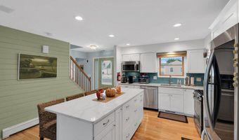 59 Top Sail Ct, Bayville, NJ 08721