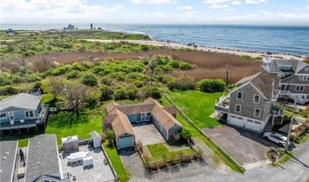 1 Offshore Rd 32, Narragansett, RI 02882