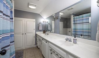 5 Montclair Cir, Arkadelphia, AR 71923