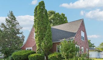 327 E 37th St, Anderson, IN 46013