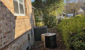 206 Harlem St, Bishopville, SC 29010