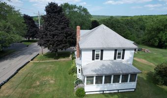 10 Palm St, Baileyville, ME 04694