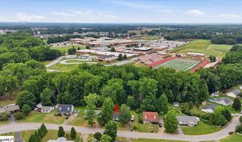 129 Notchwoods Dr, Boiling Springs, SC 29316