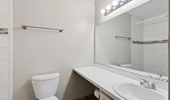 1701 SARATOGA Ct, Allentown, PA 18104