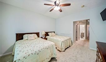 10707 Crossings Dr, Aurora, OH 44202