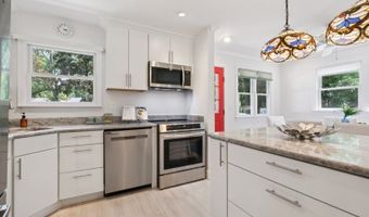 3 N Ridge Rd, Livingston, NJ 07039