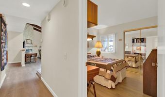 6050 Henderson Dr 16, La Mesa, CA 91942