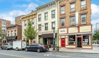 197 Lark St, Albany, NY 12210