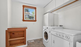 307 Hillcrest St, Ashland, OR 97520