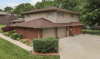 1640 Ridge Hill Ln, Indianapolis, IN 46217