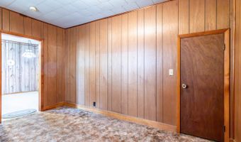 12 Alvina St, Batesville, IN 47006