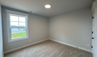 292 Rough Ridge Trl 30, Aberdeen, NC 28315