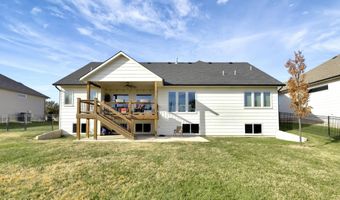 4686 N Elk Creek Dr, Bel Aire, KS 67226