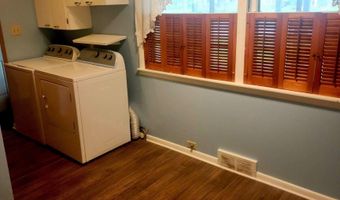 917 NW 3rd St, Abilene, KS 67410