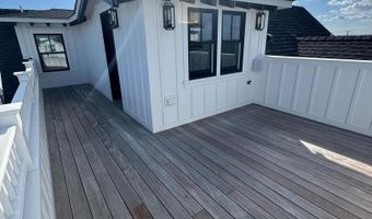 281 7TH St, Avalon, NJ 08202