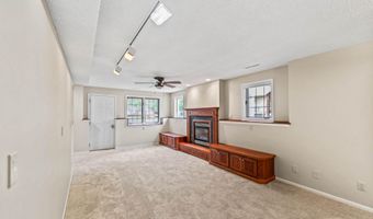 2109 Ironwood Ln, Ames, IA 50014