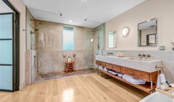 4060 Harclare Ln, Encino, CA 91436