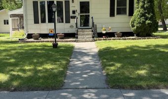 1748 S 2nd St, Aberdeen, SD 57401