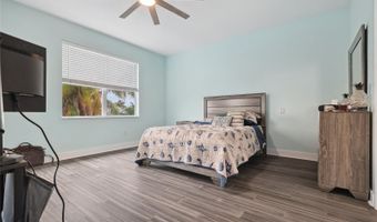 6416 GRENADA ISLAND Ave, Apollo Beach, FL 33572