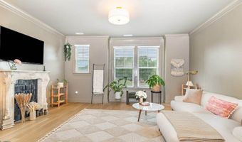 1405 Town Home Dr, Apex, NC 27502