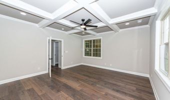 1574 Tsuga Dr, Alcoa, TN 37701