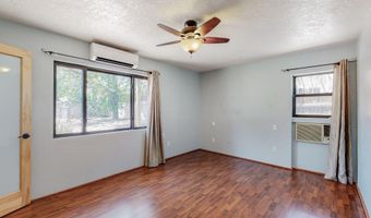 1321 LOBO Pl NE, Albuquerque, NM 87106