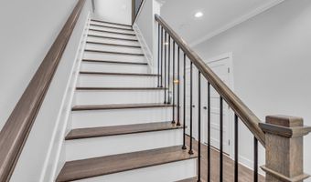 512 Seaman Ave, Beachwood, NJ 08722