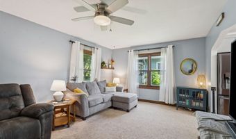 1612 N HARRIMAN St, Appleton, WI 54911