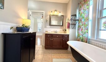 103 S Rosemary Ave, Andrews, SC 29510