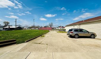 403 George St, Aurora, IN 47001