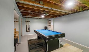 9513 Sequoia Ct, Affton, MO 63123