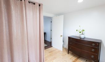 116 Pond St, Newton, NH 03858