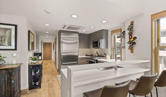 122 W Main St, Aspen, CO 81611