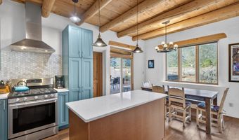 11 Los Altos, Arroyo Seco, NM 87514