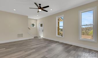 31 Elkwood Ave, Asheville, NC 28804