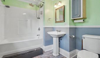 715 Jersey St, Baldwin City, KS 66006