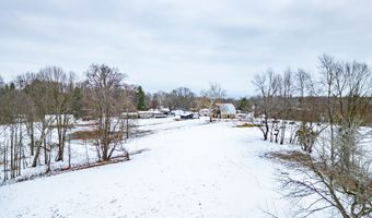 976 Vinegar Hill Rd, Bedford, IN 47421