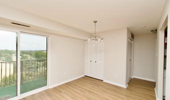 6145 EDSALL Rd 6145J, Alexandria, VA 22304