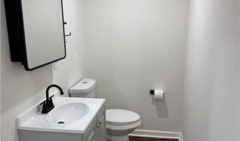 219 N 12th St, Atchison, KS 66002