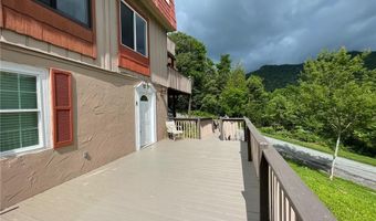 471 Adams Apple Dr 5, Banner Elk, NC 28604