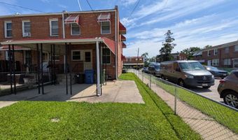 3018 E LARUE Sq E, Baltimore, MD 21225