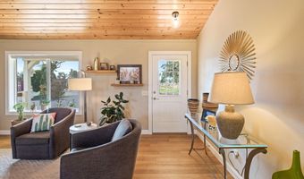 24855 Deer Ln, Bend, OR 97701